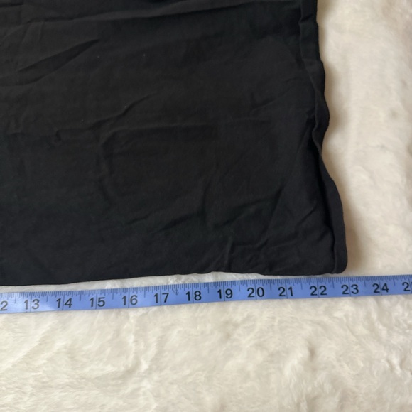 Puma tshirt black size medium - Picture 3 of 4